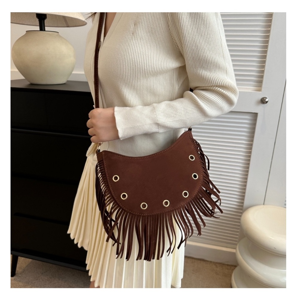 💝Boutique🤎Faux Suede Crossbody w/Fringe🖤